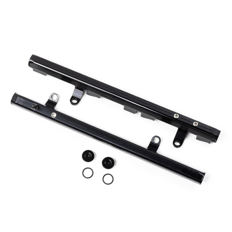 DeatschWerks 97-04 Chevrolet Corvette Z06 Coyote 5.0 LS1 / LS6 Fuel Rails Main image