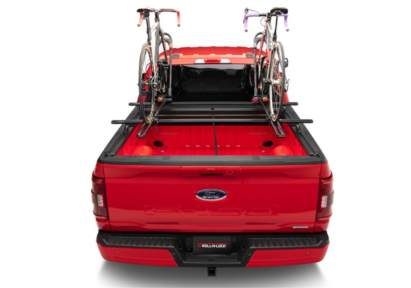 Roll-N-Lock 21-22 Ford F150 (w/o OE Cargo Tracks - 67.1in Bed) M-Series XT Retractable Tonneau Cover (view 6)