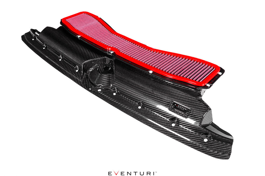 Eventuri Audi C8 RS6 / RS7 Black Carbon Intake System