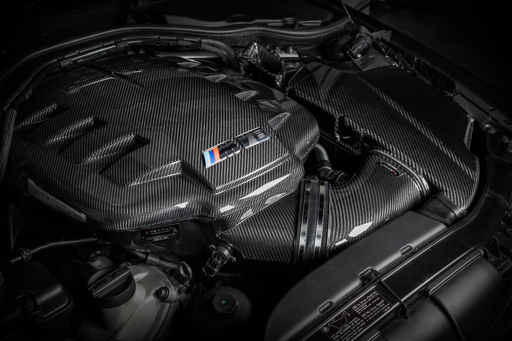 Eventuri BMW E9X M3 (S65) Black Carbon Inlet Plenum - Gloss Secondary image