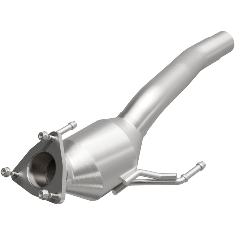 MagnaFlow 04-06 Cayenne V8 4.5 OEM Underbody Direct Fit Converter Main image