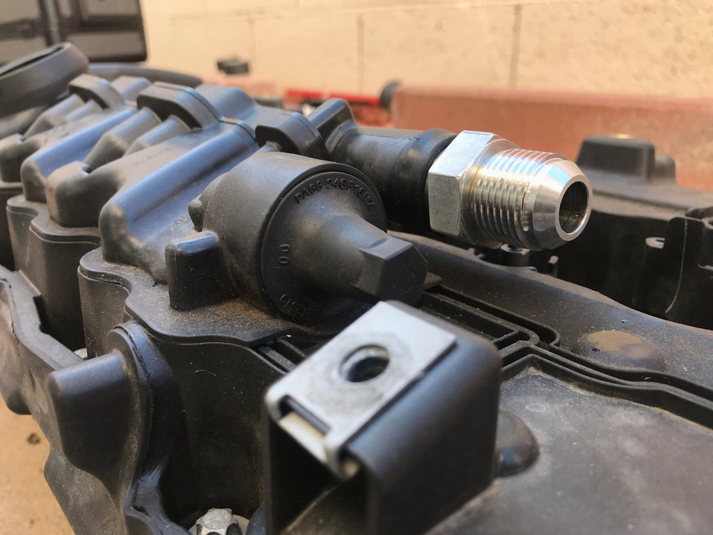 E36 E46 E9X E8X E6X Valve Cover Breather Fitting
