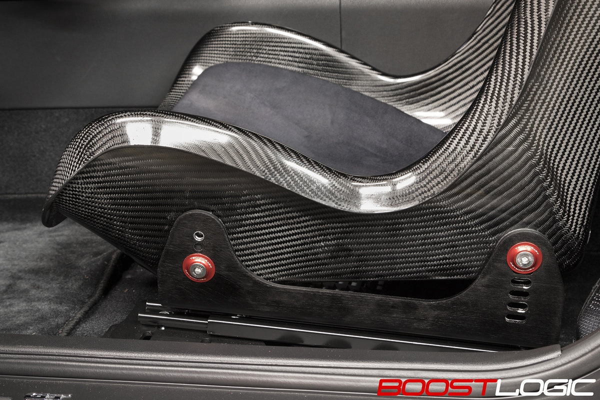 Boost Logic Carbon Fiber Race Seat For Audi R8