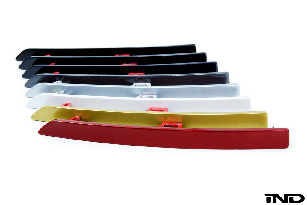 IND F8X M3 / M4 Painted Rear Reflector Set