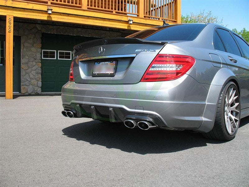Mercedes C63 AMG Big Fin Carbon Fiber Diffuser Secondary image