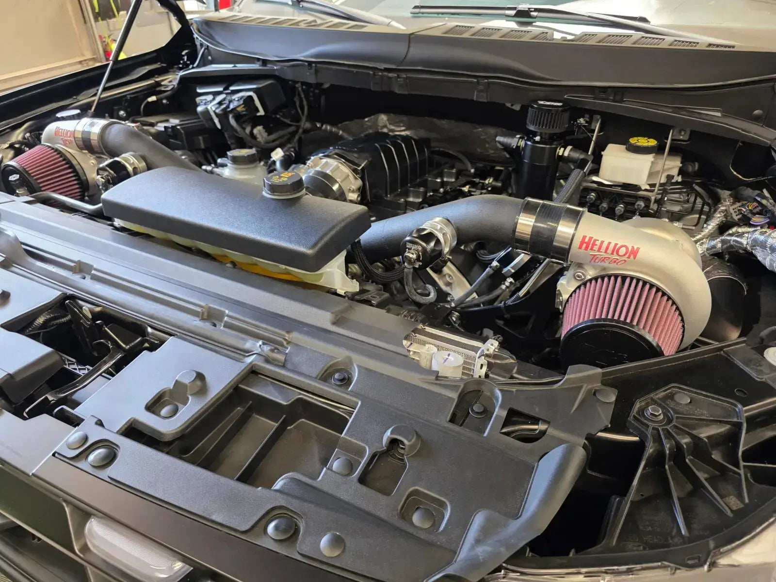 Hellion 2022+ Ford Raptor R 5.2L Top Mount “Mirror Image” Twin Turbo System Secondary image