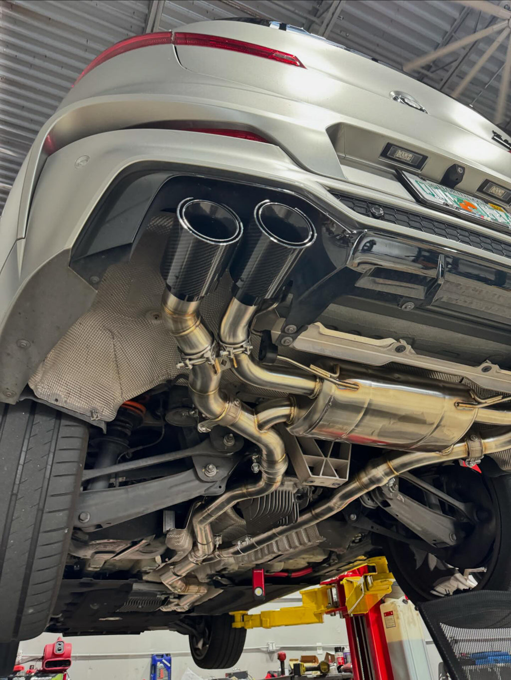 MAD BMW X3M X4M F97 F98 Axle Back Exhaust
