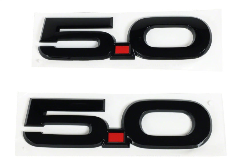 Ford Racing 15-17 Ford Mustang 5.0L Fender Emblem Black (view 2)