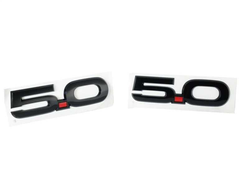 Ford Racing 15-17 Ford Mustang 5.0L Fender Emblem Black (view 4)