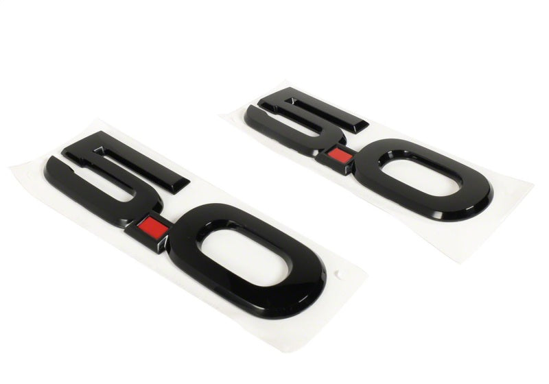 Ford Racing 15-17 Ford Mustang 5.0L Fender Emblem Black (view 6)