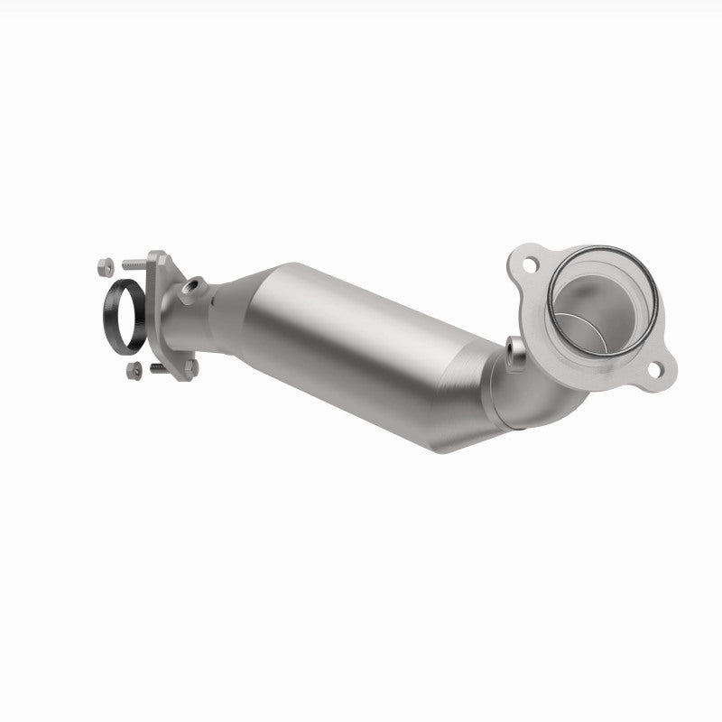 MagnaFlow Direct Fit Catalytic Converter 2009-2015 CTS V8 6.2 OEM Underbody (view 44)